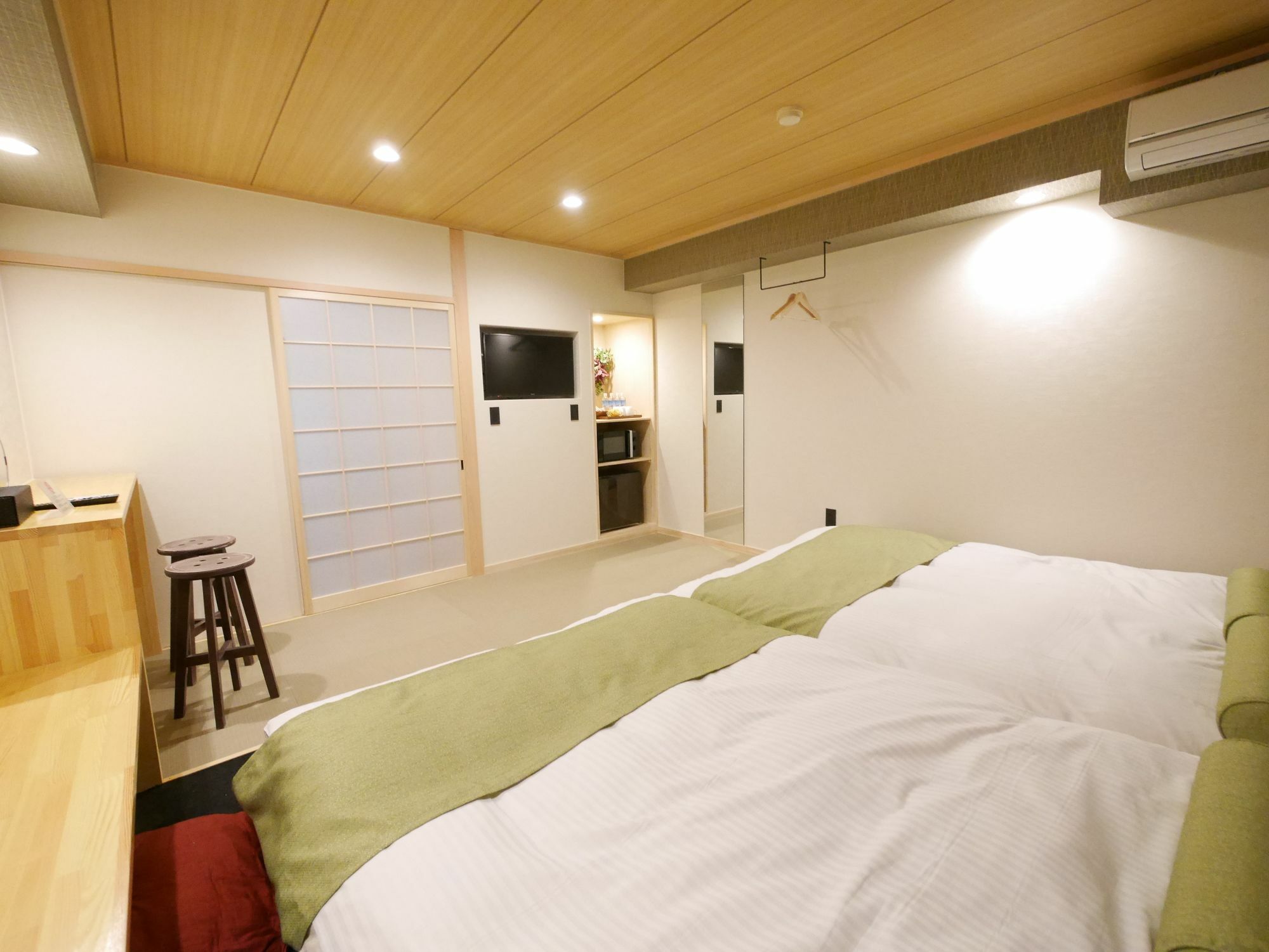 Ookini Hotels Shinsaibashi Sennencho Apartment Osaka Dış mekan fotoğraf